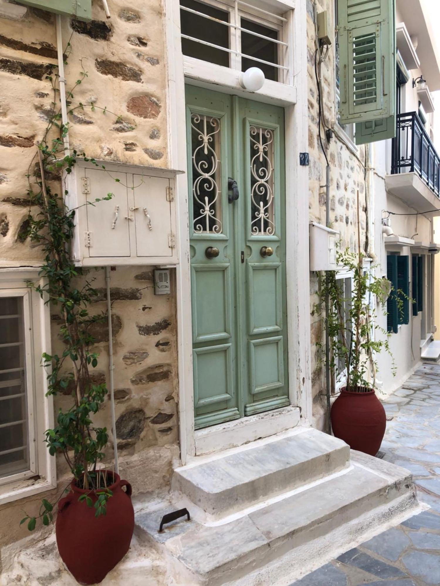 1872 - Agnes, Cozy Stony Apartment With Balcony Ermoupoli Exterior foto